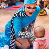 Les drag queens … Ni aux JO, ni à l’école !