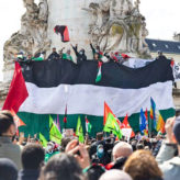 Allah Akbar, place de la République. Cherchez l’erreur !